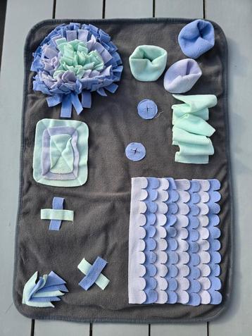 Snuffelmat / speelmat  beschikbaar voor biedingen