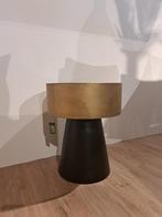 Buitenkans! Bijzettafel Bunga, Minder dan 55 cm, Metaal of Aluminium, Rond, Zo goed als nieuw