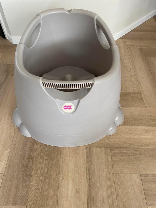 Superhandig kinderbadje / douche zitje van OKbaby Opla, Kinderen en Baby's, Badjes en Verzorging, Badzitje of Badring, Overige merken