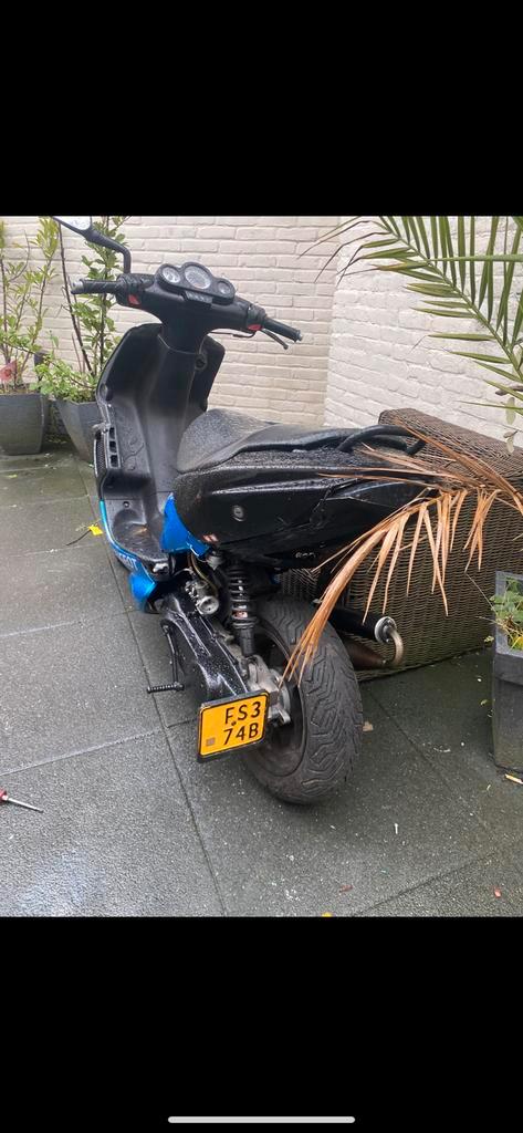 Custom kentekenplaathouder brom/snor scooters, Fietsen en Brommers, Brommers | Crossbrommers, Zo goed als nieuw, Overige merken