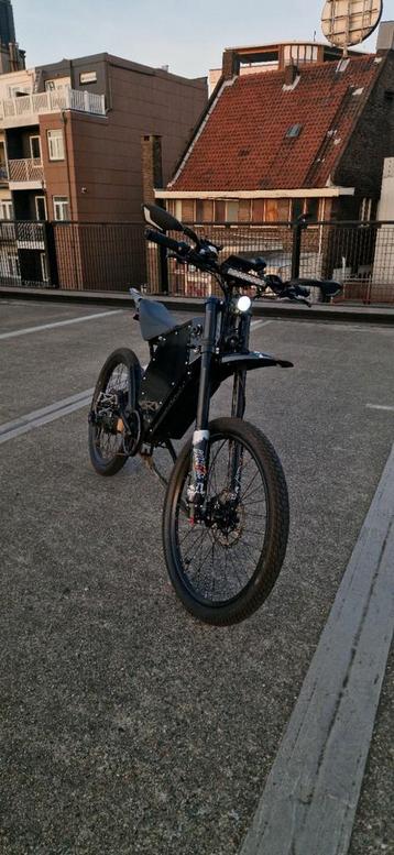 Stealth Bomber Ebike Surron beschikbaar voor biedingen