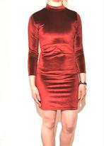 Prachtige velours Jurk Guess , maat M, Maat 38/40 (M), Zwart, Ophalen of Verzenden, Zo goed als nieuw