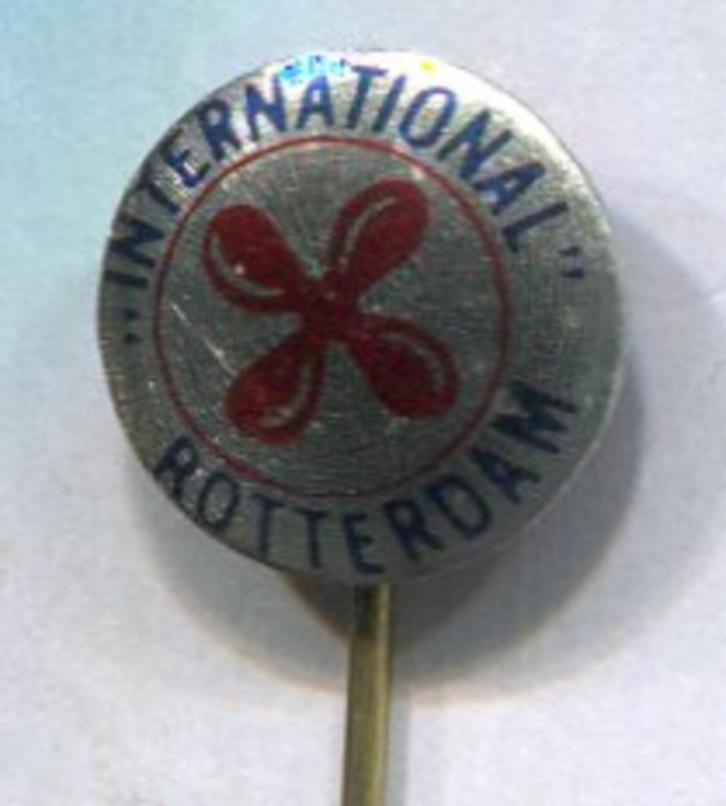 International Rotterdam scheepsschroeven speldje ( U_427a ), Verzamelen, Speldjes, Pins en Buttons, Zo goed als nieuw, Speldje of Pin