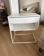 Nachtkastje - Vihammer IKEA, Ophalen, 55 tot 70 cm, Zo goed als nieuw, 45 tot 65 cm