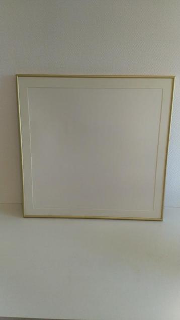 Aluminium vierkante goudkleurige wissellijst 60x60 cm