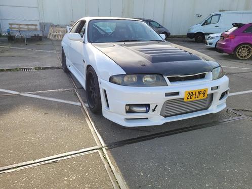 Nissan Skyline R33 gtst, Auto's, Nissan, Particulier, Skyline, Benzine, Coupé, Handgeschakeld, Geïmporteerd, Wit, Zwart, Achterwielaandrijving