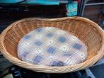 Gratis Hondenmand met kussen 80 cm, Dieren en Toebehoren, Ophalen of Verzenden, Zo goed als nieuw