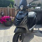 Piaggio Zip 2018 – Unieke kleur – Rijdt 38 km/u, Fietsen en Brommers, Snorfietsen en Snorscooters, Ophalen, Piaggio, Zo goed als nieuw