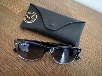 RayBan New Wayfarer Polarised  Gradiënt  beschikbaar voor biedingen