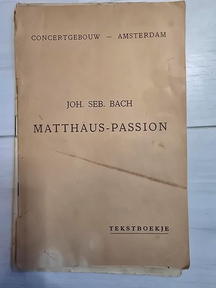 Bach Matthäus-Passion Concertgebouw 1944, Boeken, Muziek, Gelezen, Artiest, Ophalen of Verzenden