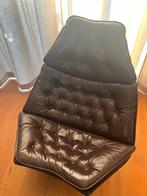 Artifort F588 fauteuil met P588 hocker, Huis en Inrichting, Fauteuils, Ophalen, Gebruikt, Vintage, 50 tot 75 cm