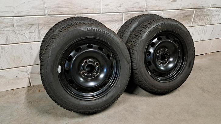 Winterbanden Ford Ecosport Ford B-max Fiesta 195/60/15, Auto-onderdelen, Banden en Velgen, Banden en Velgen, Winterbanden, 15 inch