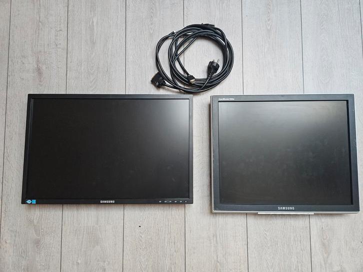Samsung Monitoren: S22C450 + SyncMaster 930BF, Computers en Software, Monitoren, Ophalen of Verzenden