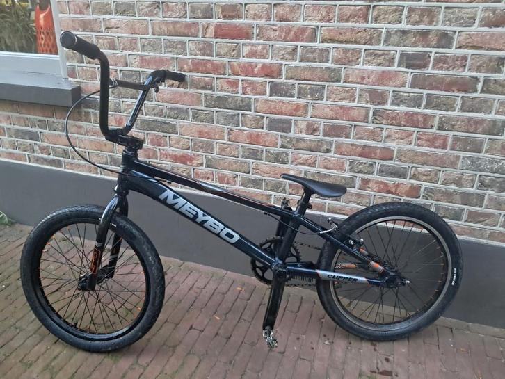 Zeer nette bmx, Fietsen en Brommers, Fietsen | Crossfietsen en BMX, Zo goed als nieuw, 20 tot 24 inch, Aluminium, Ophalen