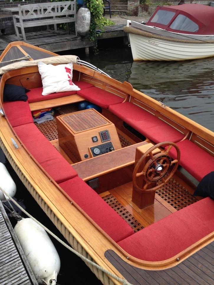 Veelenturf sloep, Watersport en Boten, Sloepen, Gebruikt, 30 tot 50 pk, 3 tot 6 meter, Binnenboordmotor, Diesel, Polyester, Ophalen