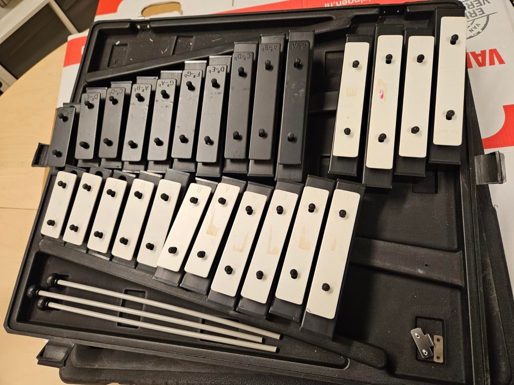 Xylofoon los in koffer, Muziek en Instrumenten, Percussie, Ophalen, Gebruikt, Melodische percussie