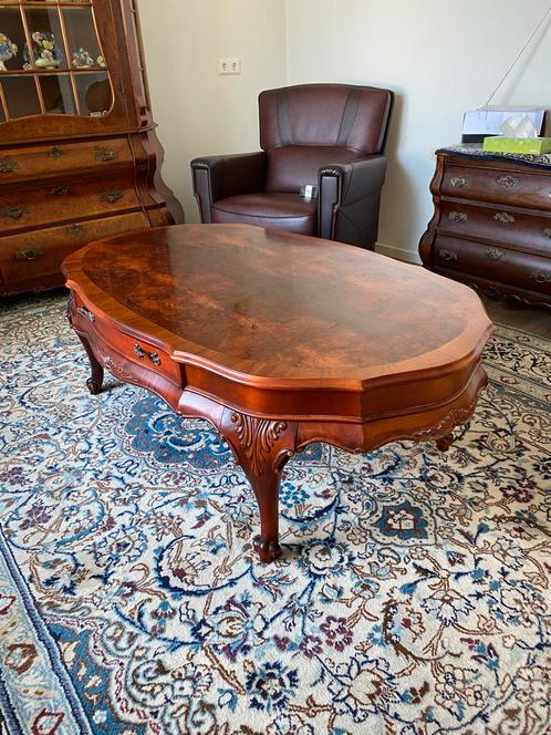 Antieke Salontafel met Lade - Uniek Design Houtsnijwerk Oval, Antiek en Kunst, Antiek | Meubels | Tafels, Ophalen