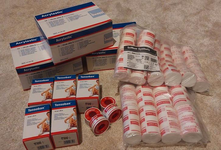 (Plak /kleef) zwachtels en toebehoren, Diversen, Verpleegmiddelen, Ophalen of Verzenden