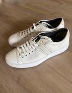 Witte Hugo Boss Sneakers - Maat 42, Kleding | Heren, Schoenen, Ophalen of Verzenden, Gedragen, Wit, Sneakers of Gympen