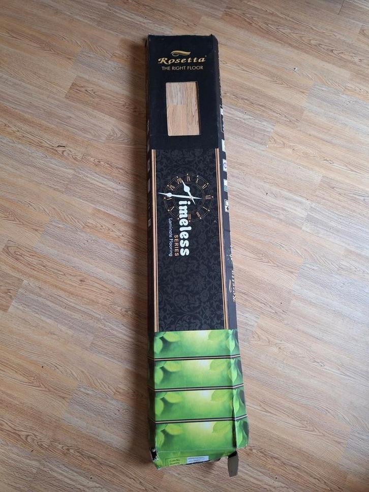 Goede klik Laminaat Vloer, 8 mm, Huis en Inrichting, Stoffering | Vloerbedekking, Zo goed als nieuw, Laminaat, Beige, Bruin, 25 tot 50 m²