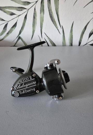 Molen Shakespeare 2200 II ball bearing beschikbaar voor biedingen