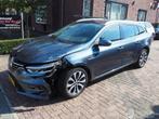 Renault Mégane 1.3 TCe 140 Techno Automaat (bj 2022), Auto diversen, Schadeauto's, Automaat, Renault, Stationwagon, Zilver of Grijs
