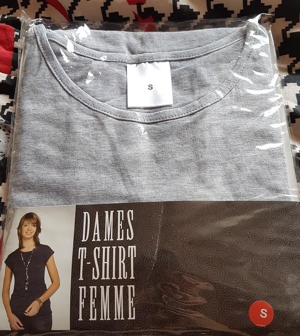 Nieuw, grijze casual top maat S 36, comfortabele pasvorm, Kleding | Dames, Tops, Nieuw, Maat 36 (S), Grijs, Korte mouw, Verzenden