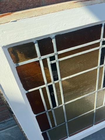 3 glas in lood ruiten beschikbaar voor biedingen