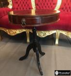 Klassiek Engelse bijzettafel / tafel hout met 3 lades bruin, 50 tot 75 cm, Rond, Klassiek / antiek, 50 tot 100 cm