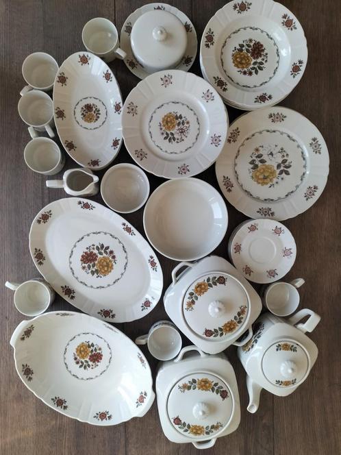 Arzberg Servies Compleet - Bloemmotief, Antiek en Kunst, Antiek | Servies compleet, Ophalen