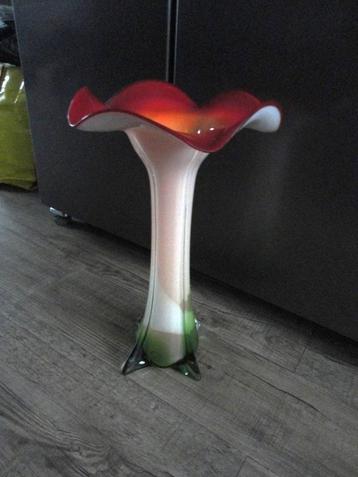 TE KOOP EEN HELE MOOIE GROTE VAAS VAN MURANO/BLOEM/GLAS beschikbaar voor biedingen