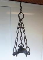 Lamp/hanglamp van ouderwetse eg, met kettingen, Ophalen of Verzenden