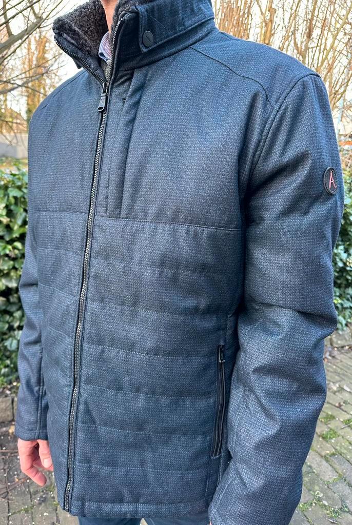 Nette heren winterjas merk Donders XL donkerblauw, Kleding | Heren, Jassen | Winter, Zo goed als nieuw, Maat 56/58 (XL), Blauw