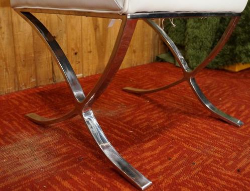 Bauhaus Luxe Berlin Barcelona Chair Witte RVS eetkamerstoel, Huis en Inrichting, Fauteuils, Gebruikt, Kunststof, Leer, Metaal