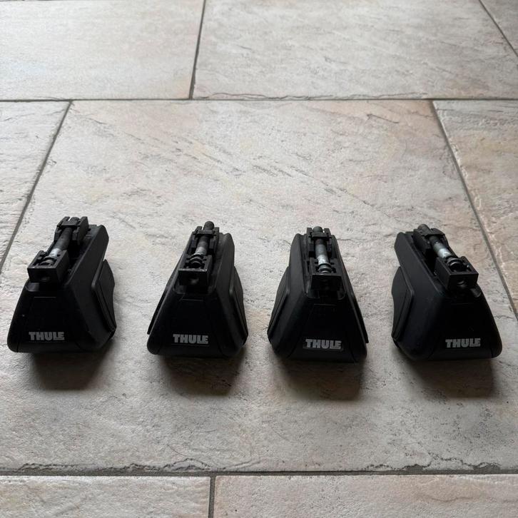 Thule voetenset - Audi A3 Sportback 2004-2012, Auto diversen, Dakdragers, Gebruikt, Ophalen of Verzenden
