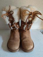 UGG Australia montclair 1892 chestnut suede sheep skin lace, Kleding | Dames, Schoenen, Hoge laarzen, UGG, Nieuw, Ophalen of Verzenden