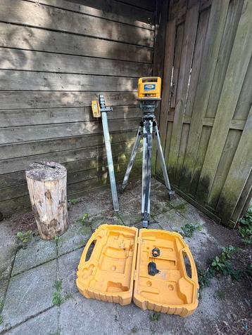 Spectra LL500 Bouwlaser hoogtelaser gereedschap beschikbaar voor biedingen