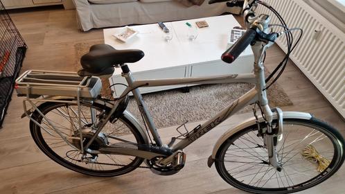 trek navigator  700+, Fietsen en Brommers, Elektrische fietsen, Gebruikt, Overige merken, 50 km per accu of meer, Ophalen
