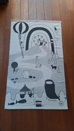 Vloerkleed OYOY 150x90 Mr Megalodon, 100 tot 150 cm, Zo goed als nieuw, Rechthoekig, 50 tot 100 cm