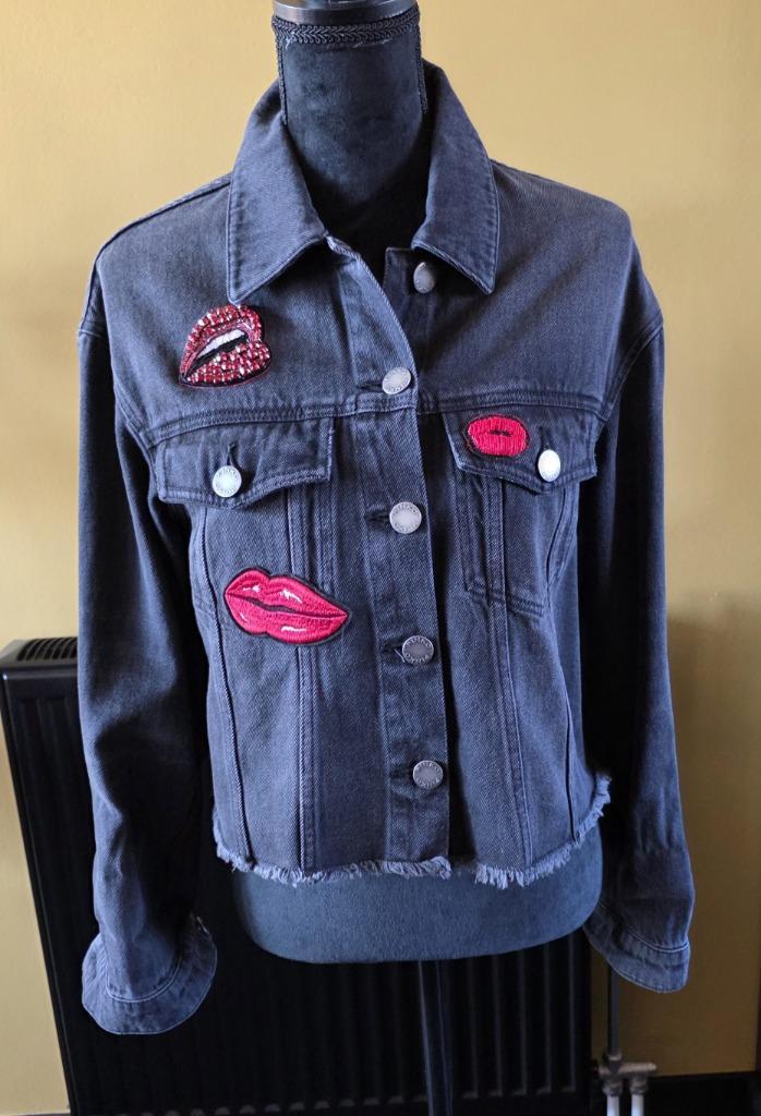 Pinko Dames zwarte Pinko Kiss Spijkerjack. mt 38, Kleding | Dames, Jassen | Zomer, Zo goed als nieuw, Maat 38/40 (M), Zwart, Ophalen of Verzenden