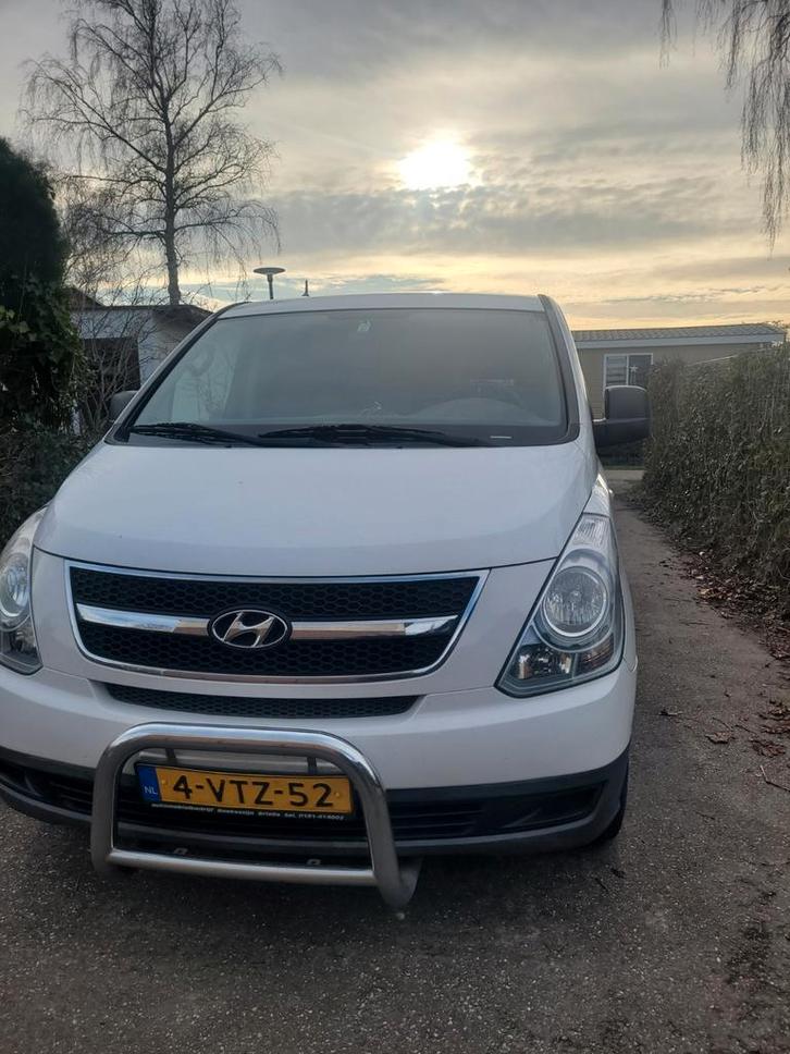 Te koop nette Hyundai H300             ( 3302, = excl. btw ), Auto's, Bestelauto's, Particulier, ABS, Airbags, Airconditioning