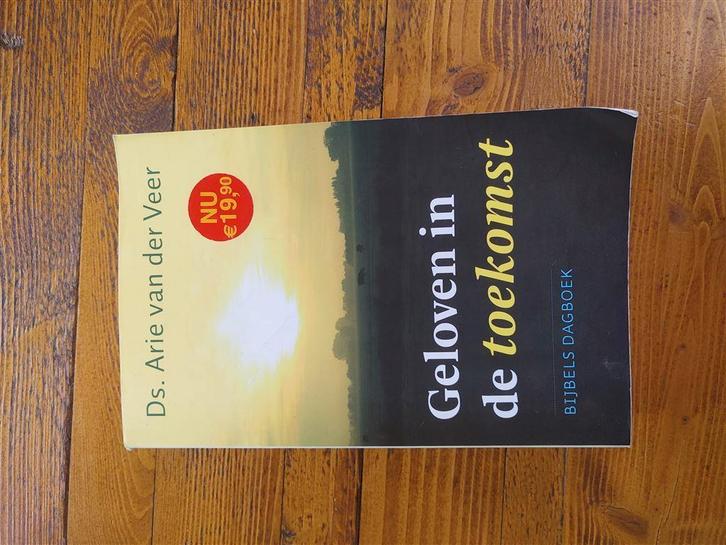 Arie van der Veer - Geloven in de toekomst, Boeken, Overige Boeken, Gelezen, Ophalen of Verzenden