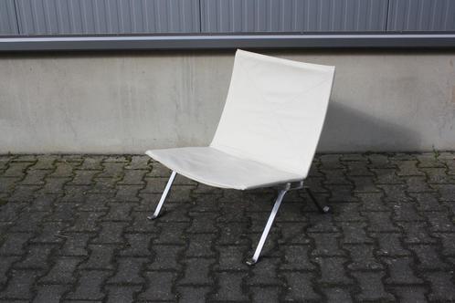 Fritz Hansen PK22 lounge chair wit leer Limited edition, Huis en Inrichting, Fauteuils, Zo goed als nieuw, Leer, Metaal, Ophalen