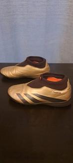 Prachtige nieuwe Adidas Predator schoenen maat 34, Kinderen en Baby's, Kinderkleding | Schoenen en Sokken, Ophalen of Verzenden