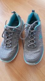 Sneakers maat 38, Ophalen of Verzenden, Zo goed als nieuw, Grijs, Sneakers of Gympen