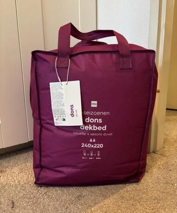 4 Seizoenen Dons Dekbed 240x220 beschikbaar voor biedingen