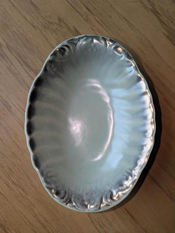 mooie groene vintage schaal  beschikbaar voor biedingen