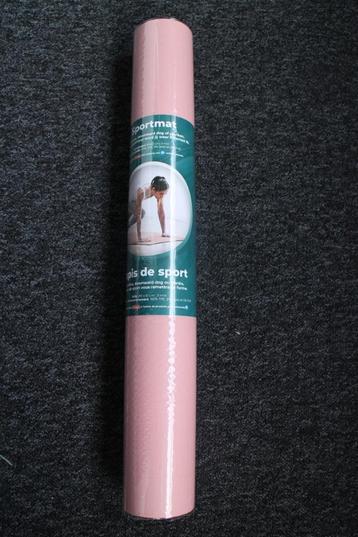 1x NIEUWE ROZE SPORTMAT met afmeting 183 x 61 & 3MM DIK beschikbaar voor biedingen