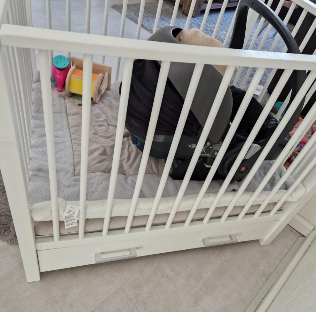 Box met lade. In goede staat, Kinderen en Baby's, Boxen, Ophalen