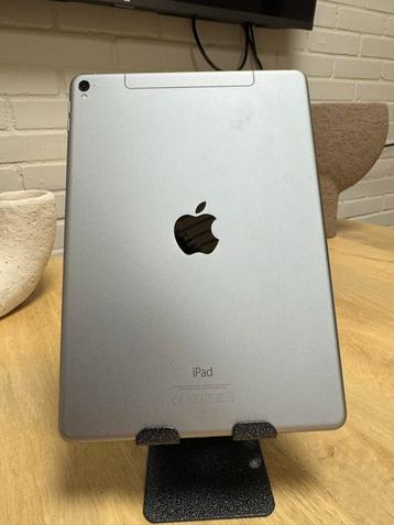 iPad Pro 9.7" 128GB | Met 6 Maanden GARANTI!! beschikbaar voor biedingen